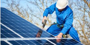 Installation Maintenance Panneaux Solaires Photovoltaïques à La Chapelle-Hugon